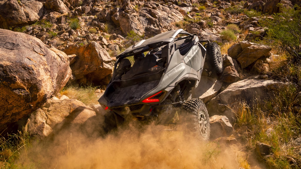New 2026 Can-Am Maverick R X rc