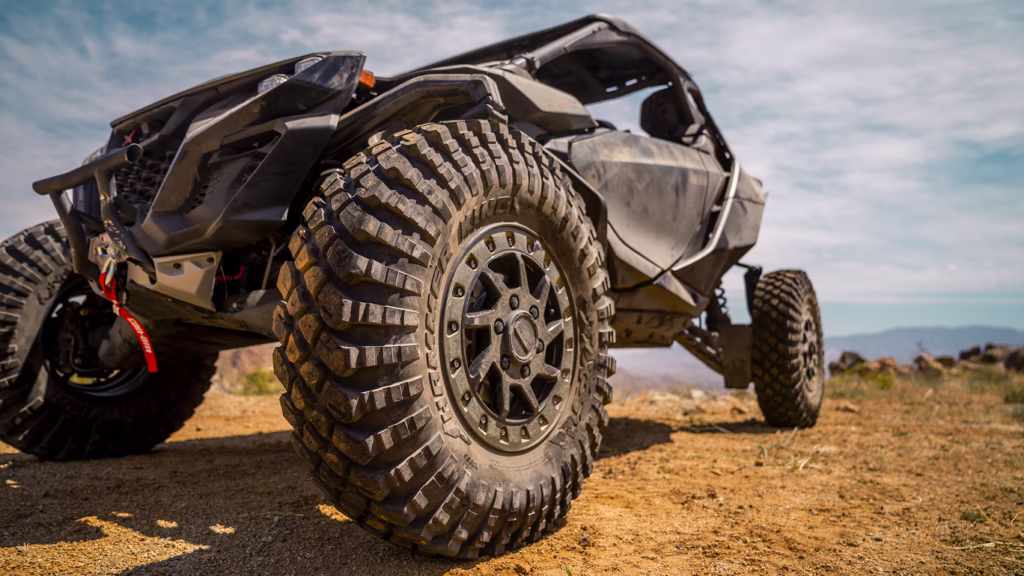 New 2026 Can-Am Maverick R X rc